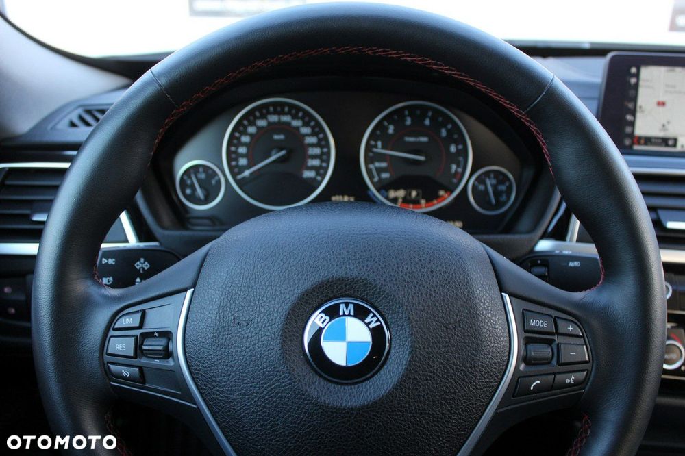 BMW 3GT 320i Sport Line - 15