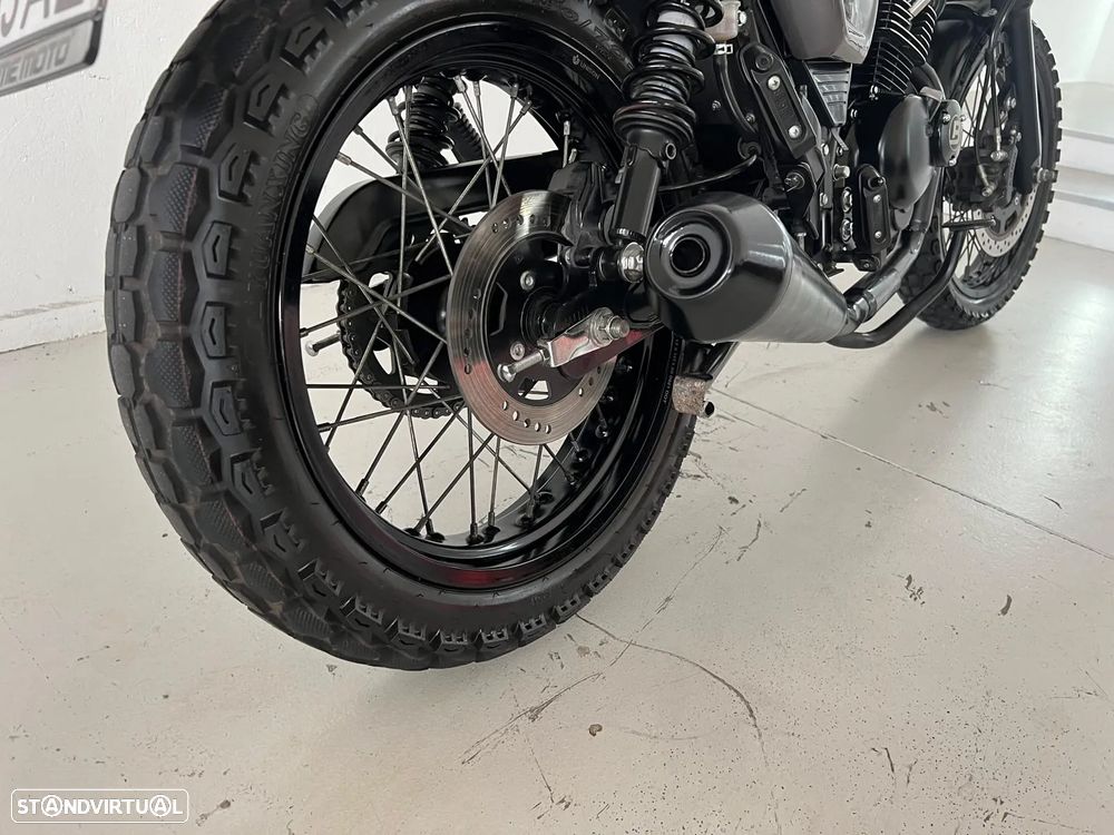 Bluroc Legend 125 - 11