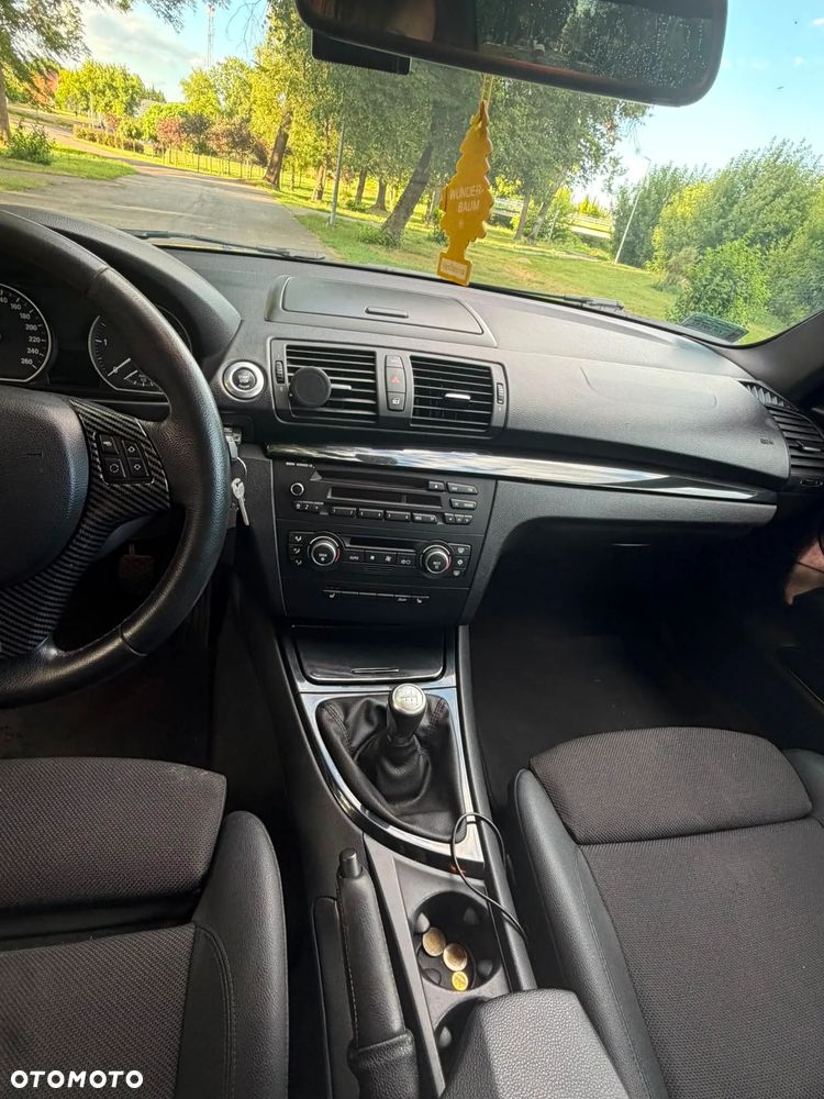BMW Seria 1 120d - 15