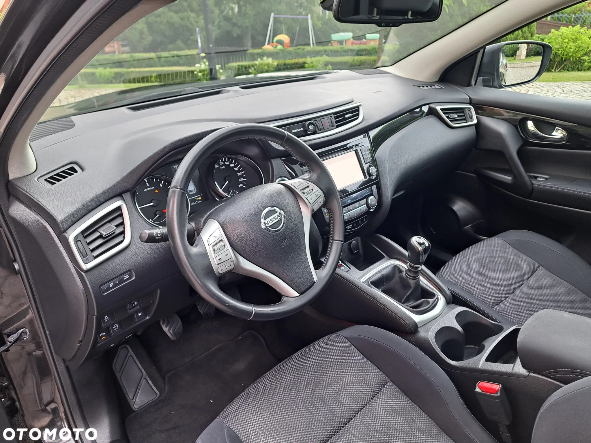 Nissan Qashqai 1.5 dCi Tekna - 8