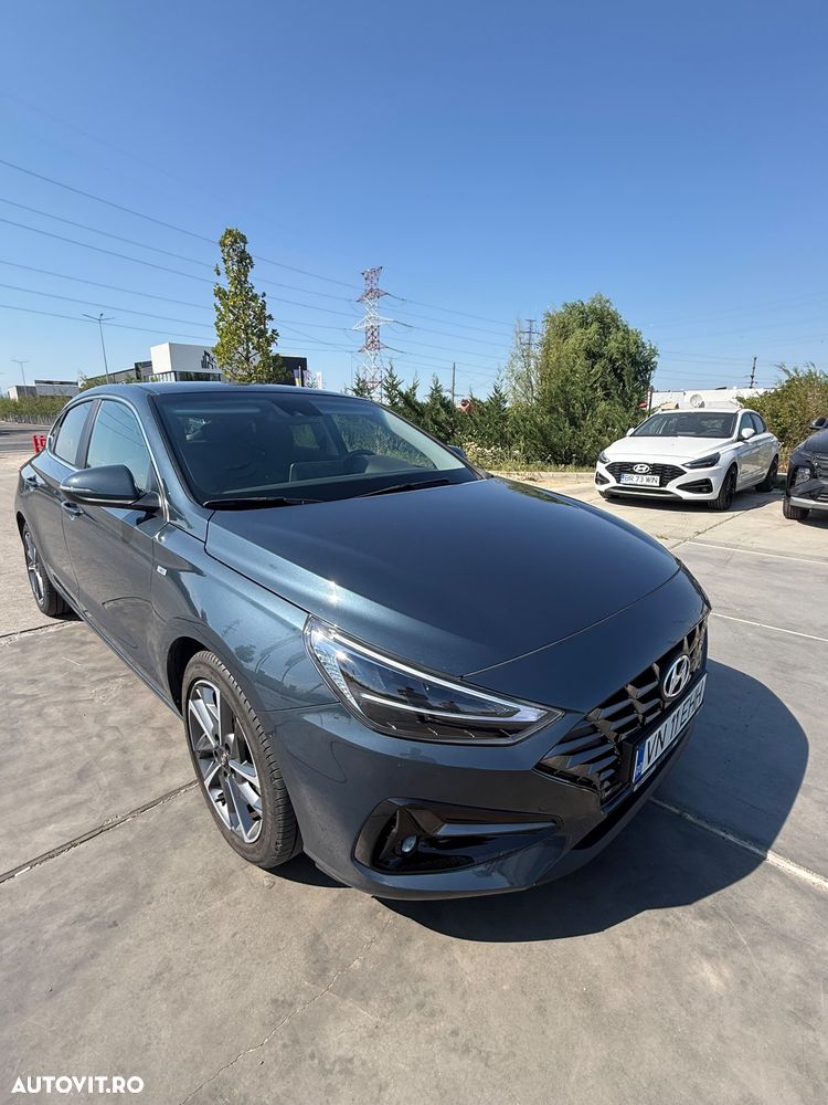 Hyundai i30 1.5 T-GDI MHEV 160CP Exclusive - 1