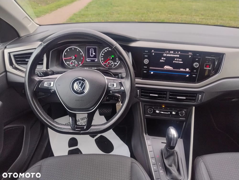 Volkswagen Polo 1.0 TSI Highline DSG - 35