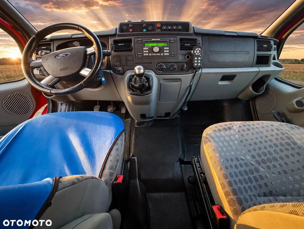 Ford Transit - 5