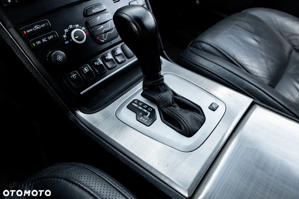 Volvo XC 90 D5 Kinetic - 31