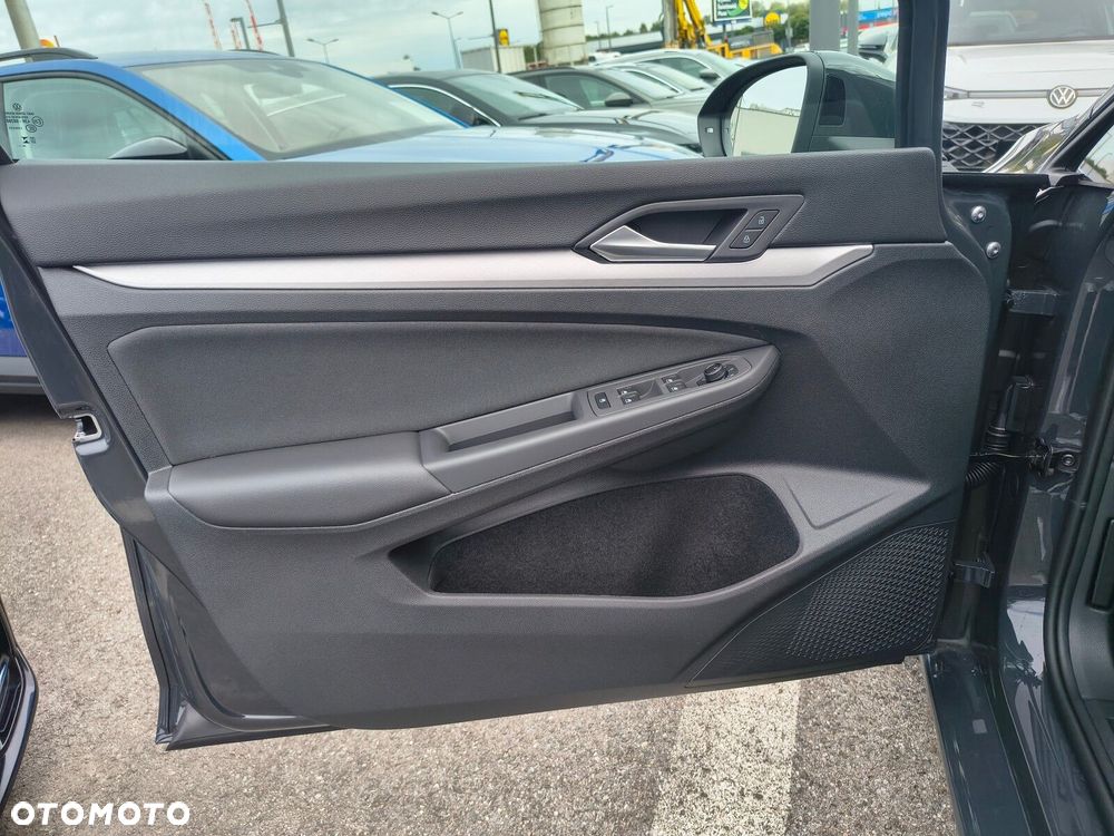 Volkswagen Golf 1.5 eTSI mHEV Pure DSG - 18