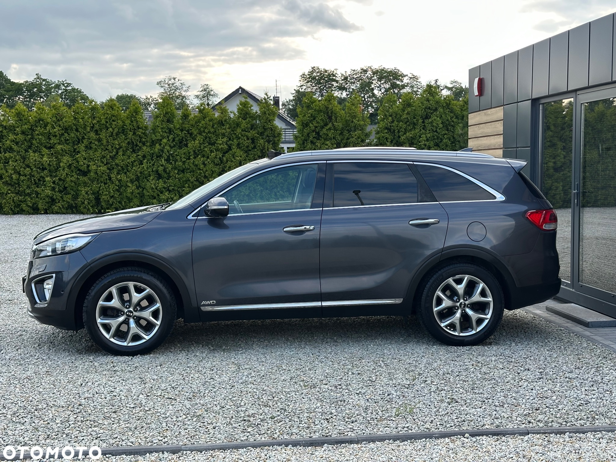 Kia Sorento - 4