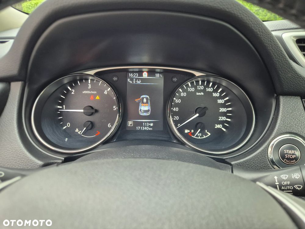 Nissan X-Trail 2.0 dCi ALL-MODE 4x4i Xtronic Tekna - 17
