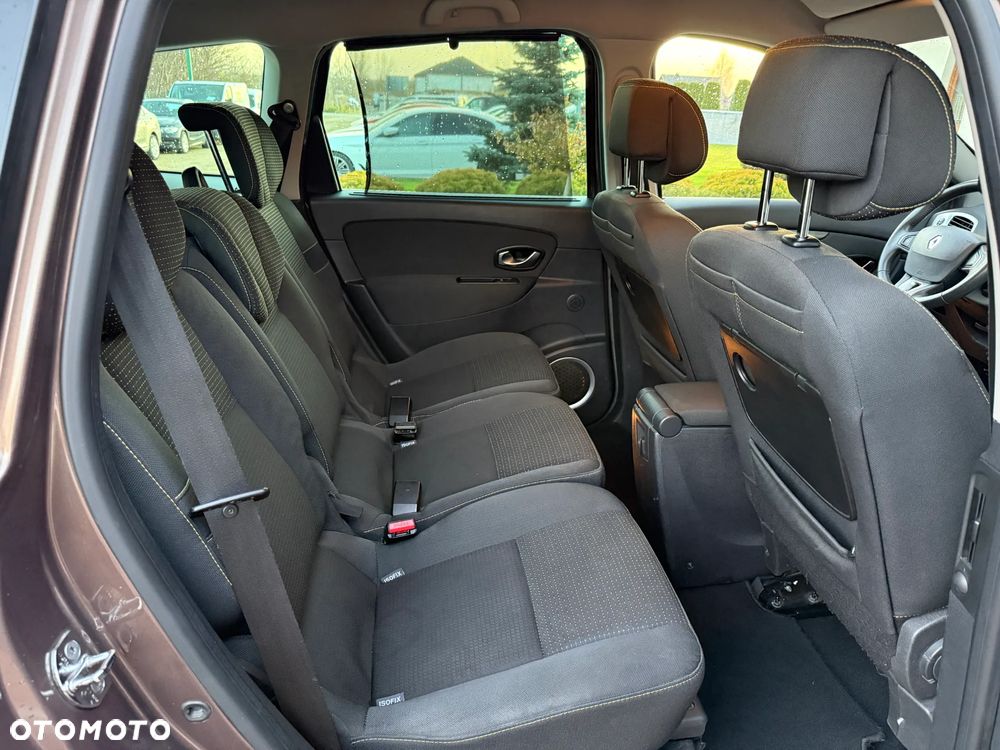 Renault Grand Scenic - 19