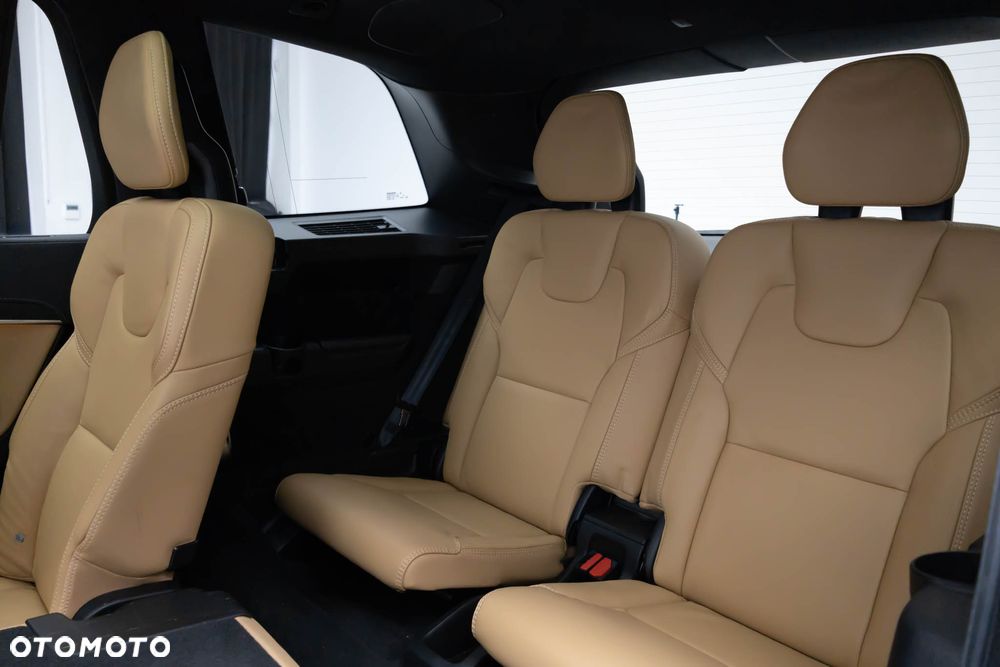Volvo XC 90 T8 AWD Recharge Ultimate Bright - 34