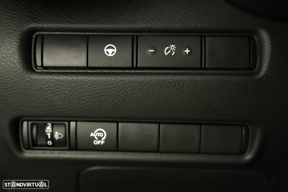 Nissan Juke 1.0 DIG-T Tekna - 19