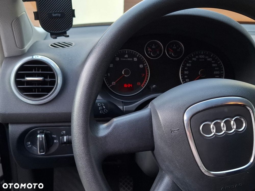 Audi A3 Sportback - 24