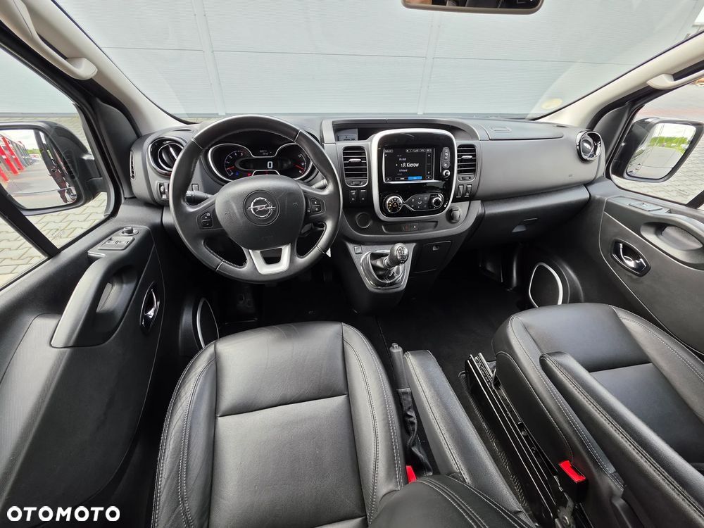 Opel Vivaro L2H1 2,9t Elegance Premium - 19
