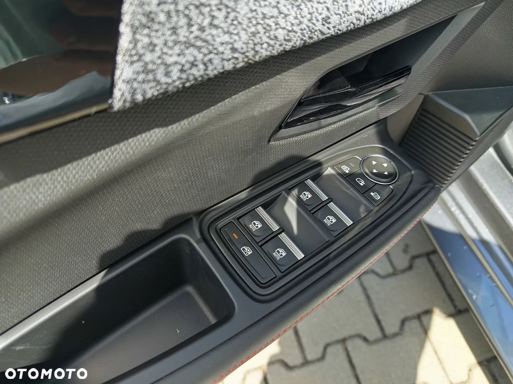 Renault Clio - 8