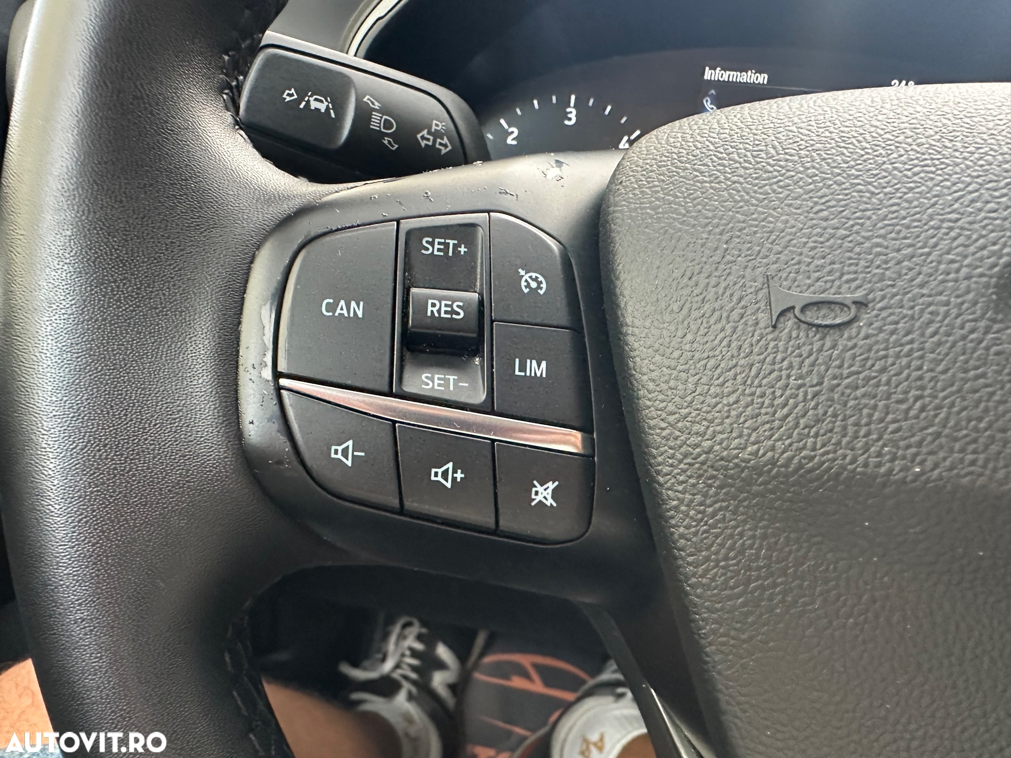 Ford Focus - 19