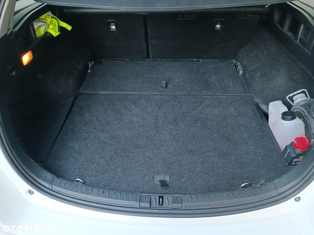 Toyota Auris - 12