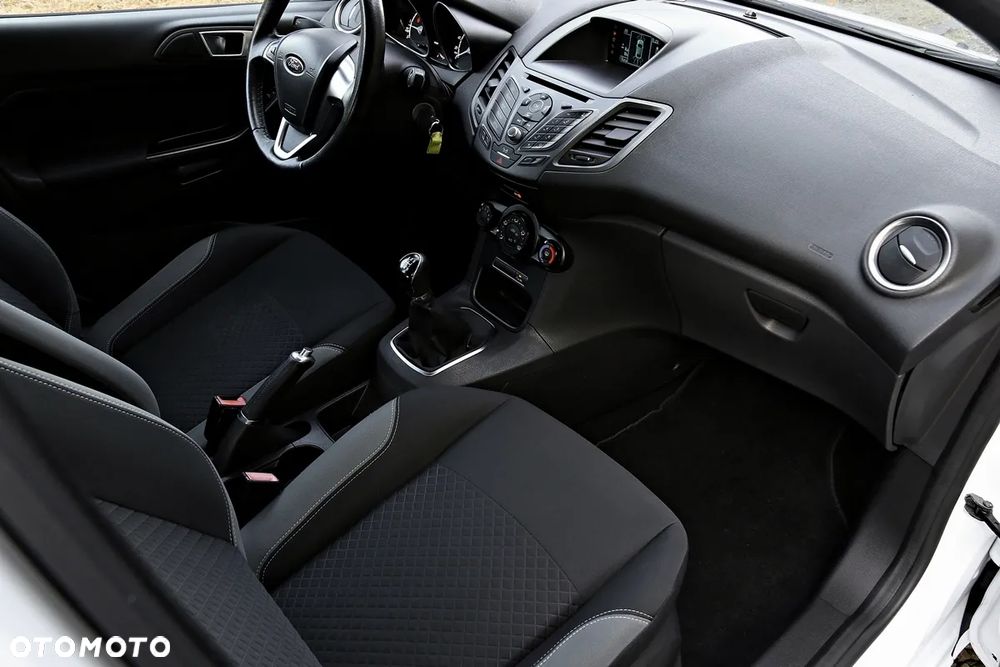 Ford Fiesta 1.5 TDCi ECOnetic Trend ASS - 9