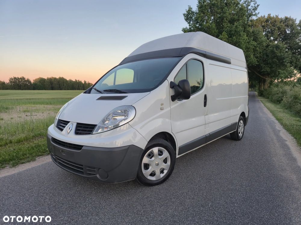 Renault Trafic - 26