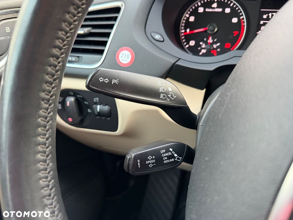 Audi Q3 2.0 TDI sport - 39