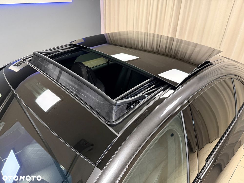 Mercedes-Benz Klasa E 220 d mHEV 4-Matic AMG 9G-Tronic - 37