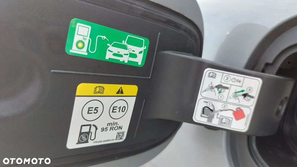 Ford Kuga 1.5 EcoBoost FWD ST-Line X - 10