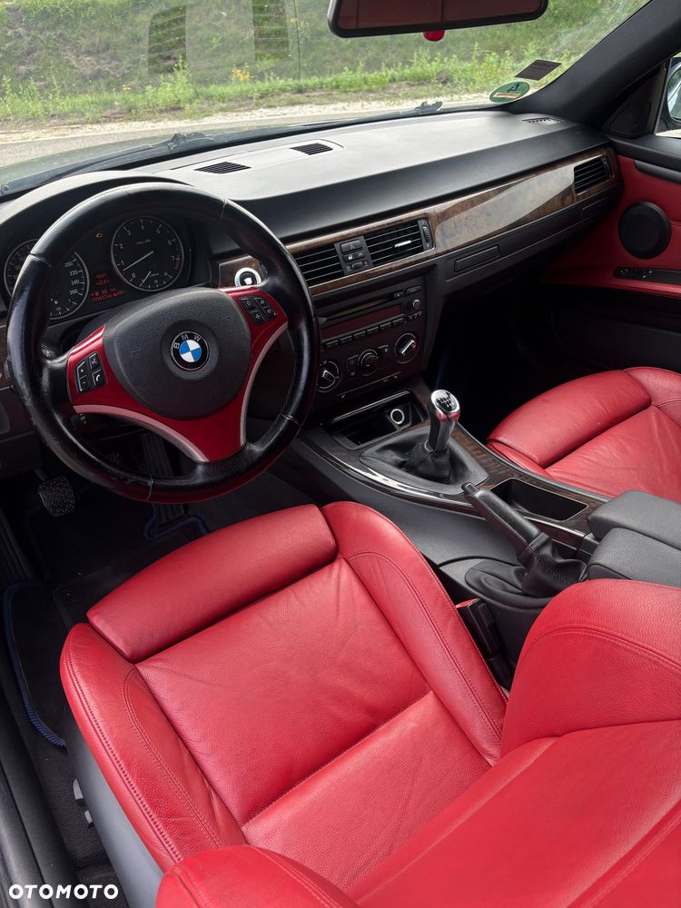 BMW Seria 3 320i M Sport Edition - 9