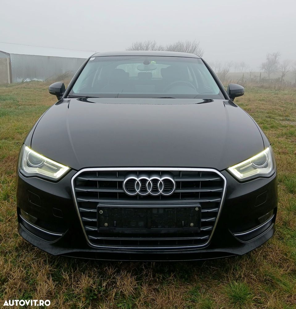 Audi A3 1.4 TFSI S line Sportpaket - 2