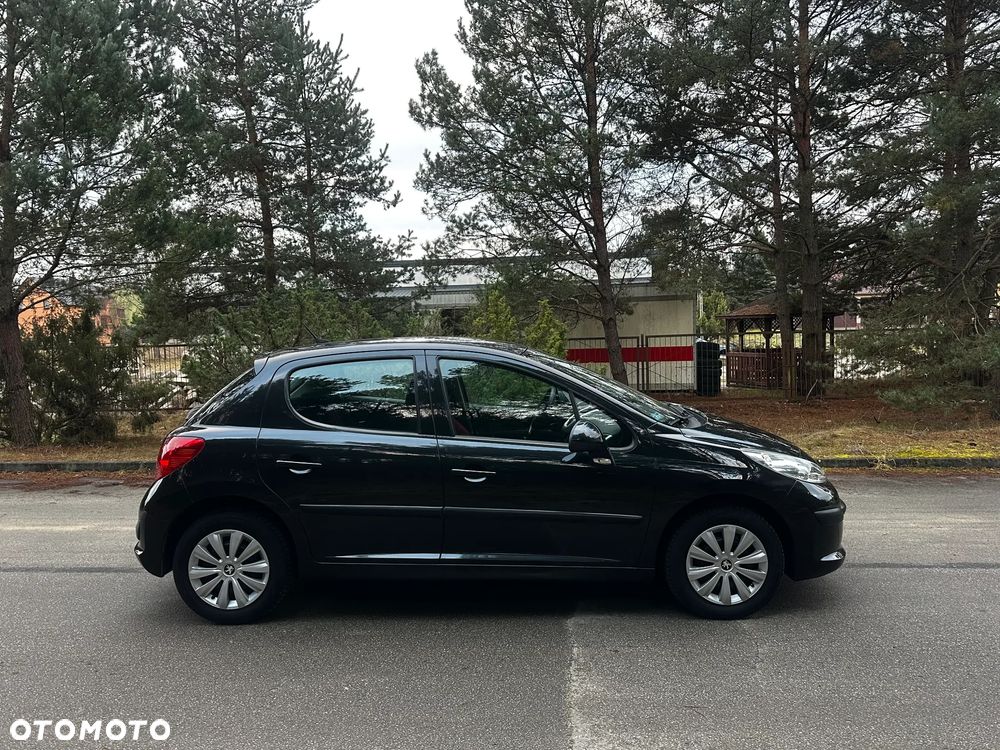 Peugeot 207 1.4 16V Presence - 8