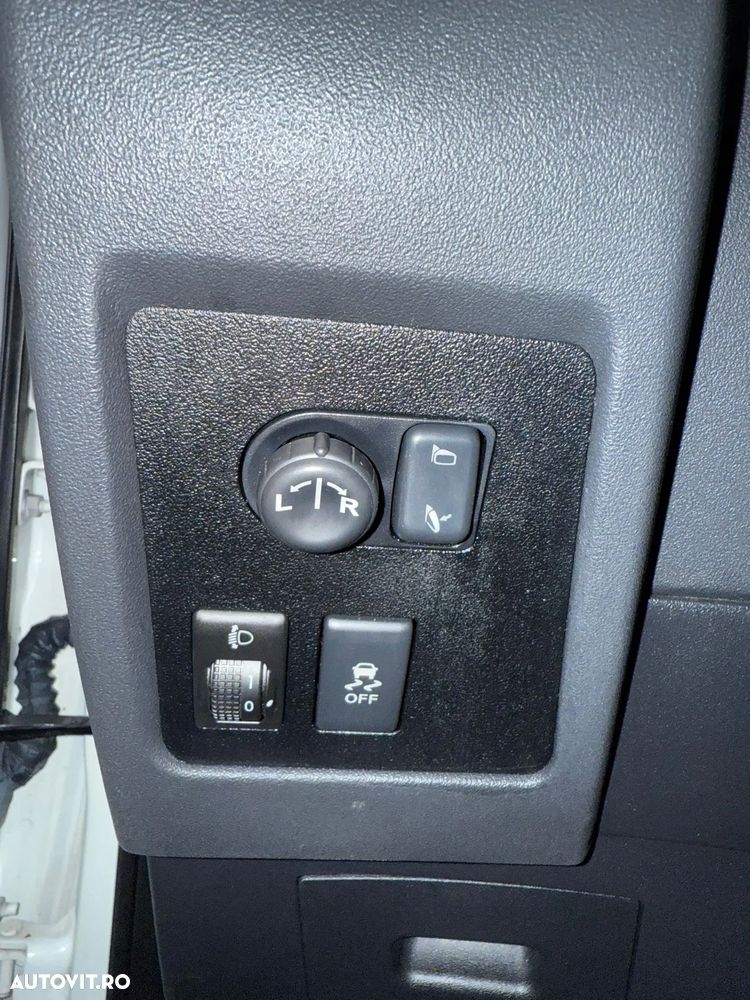 Nissan Qashqai 2.0 DCI DPF Tekna - 13