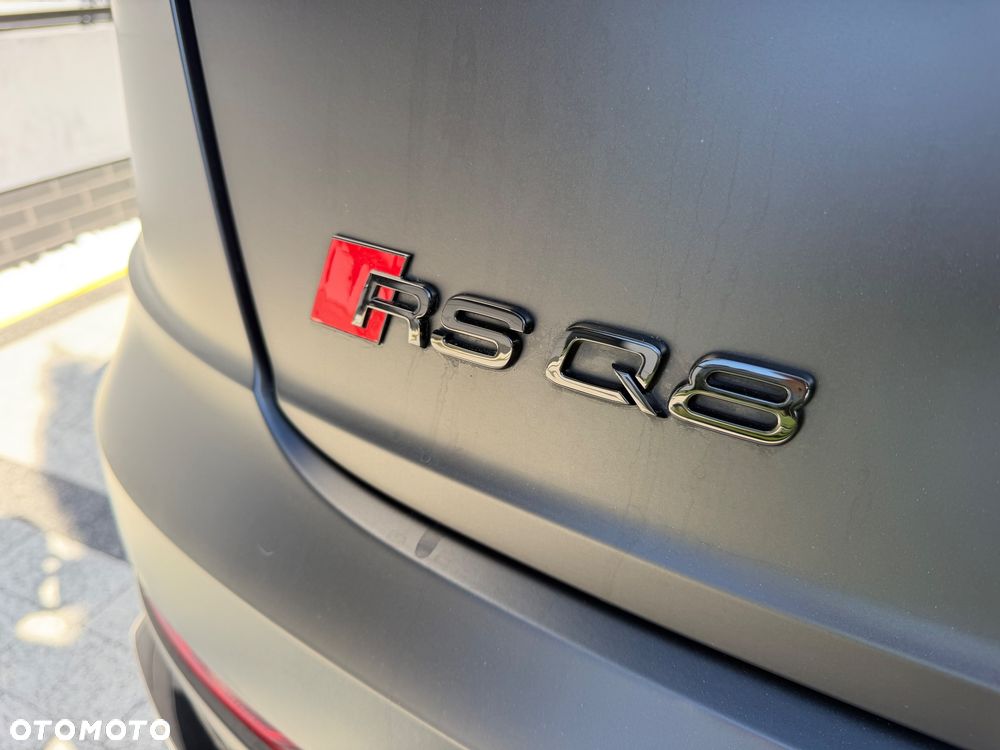 Audi RS Q8 - 12