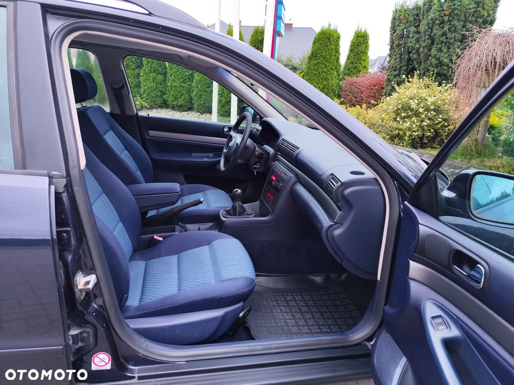 Audi A4 Avant 1.6 - 20