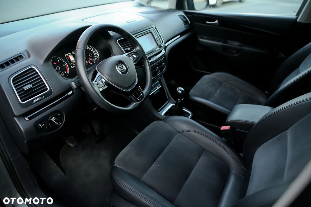 Volkswagen Sharan 2.0 TDI 4MOTION (BlueMotion Technology) Highline - 18