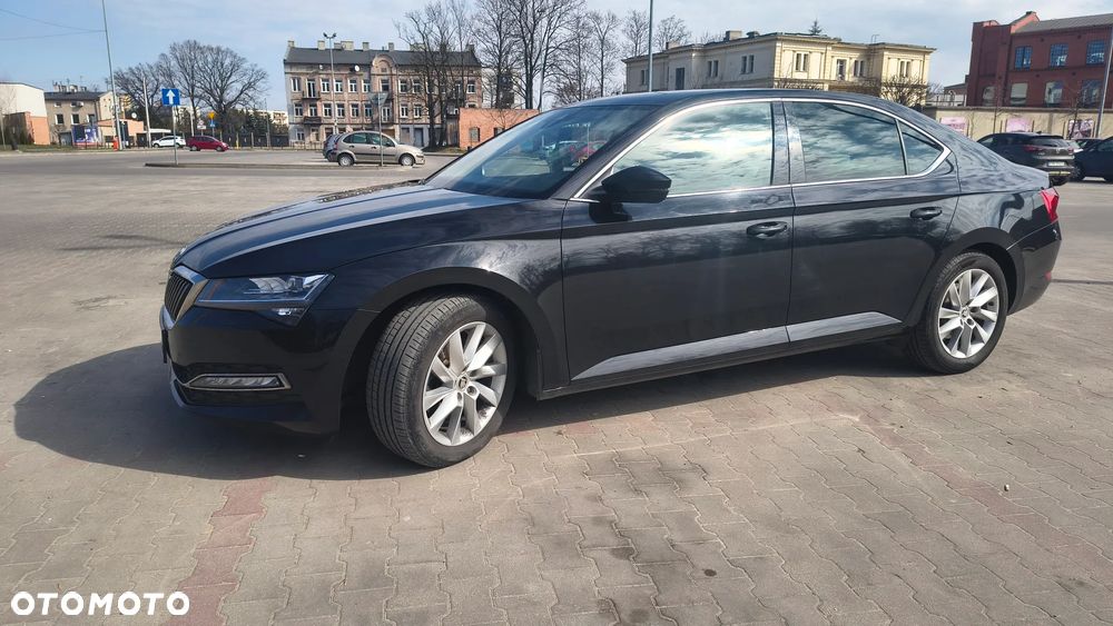 Skoda Superb 2.0 TDI SCR 4x4 Scout DSG - 4