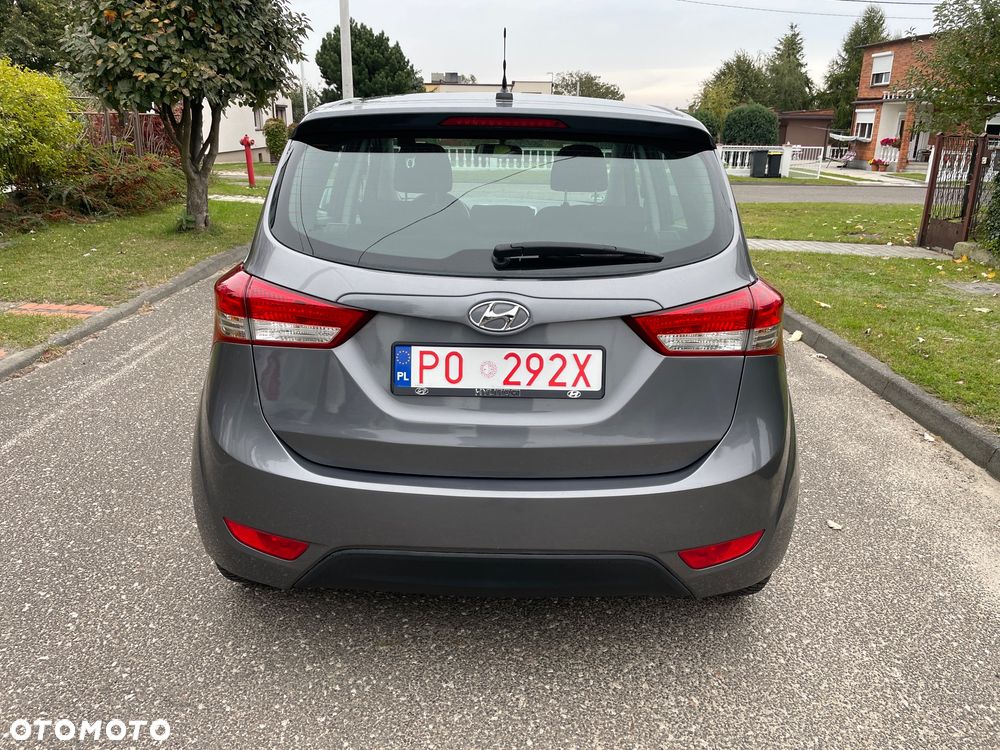 Hyundai ix20 1.4 blue Space - 23