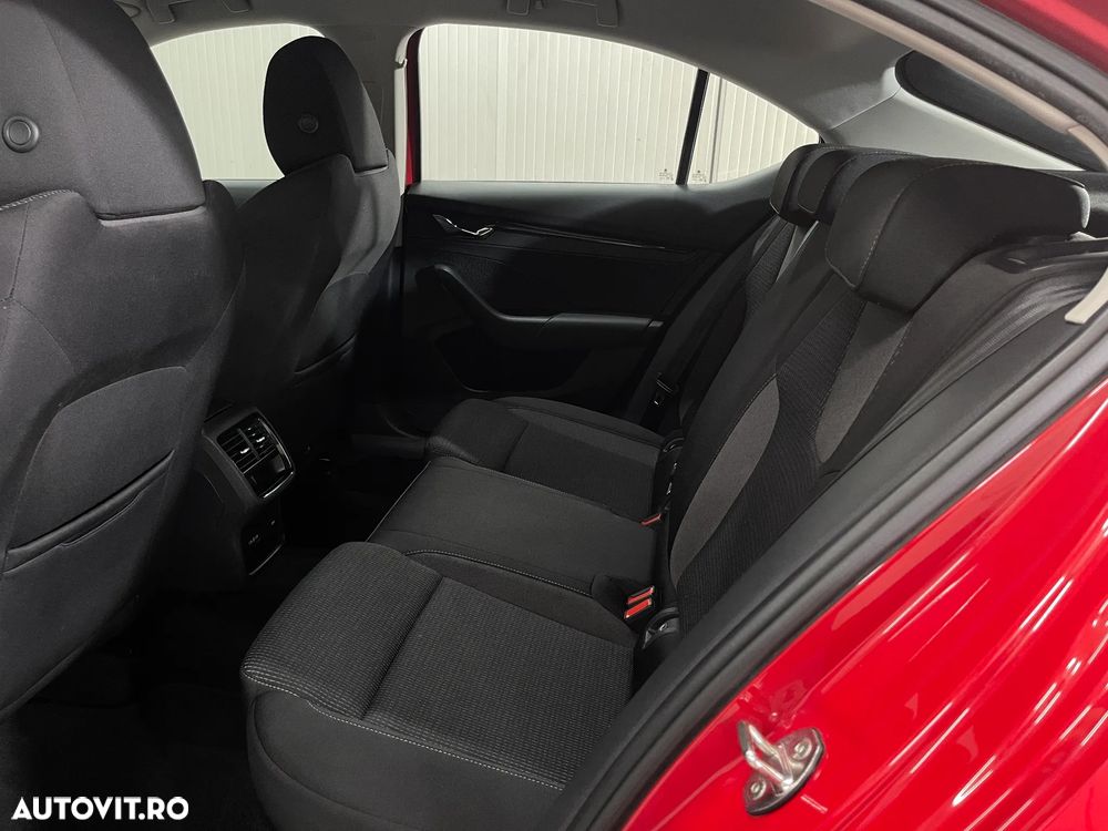 Skoda Octavia 2.0 TDI Ambition - 12