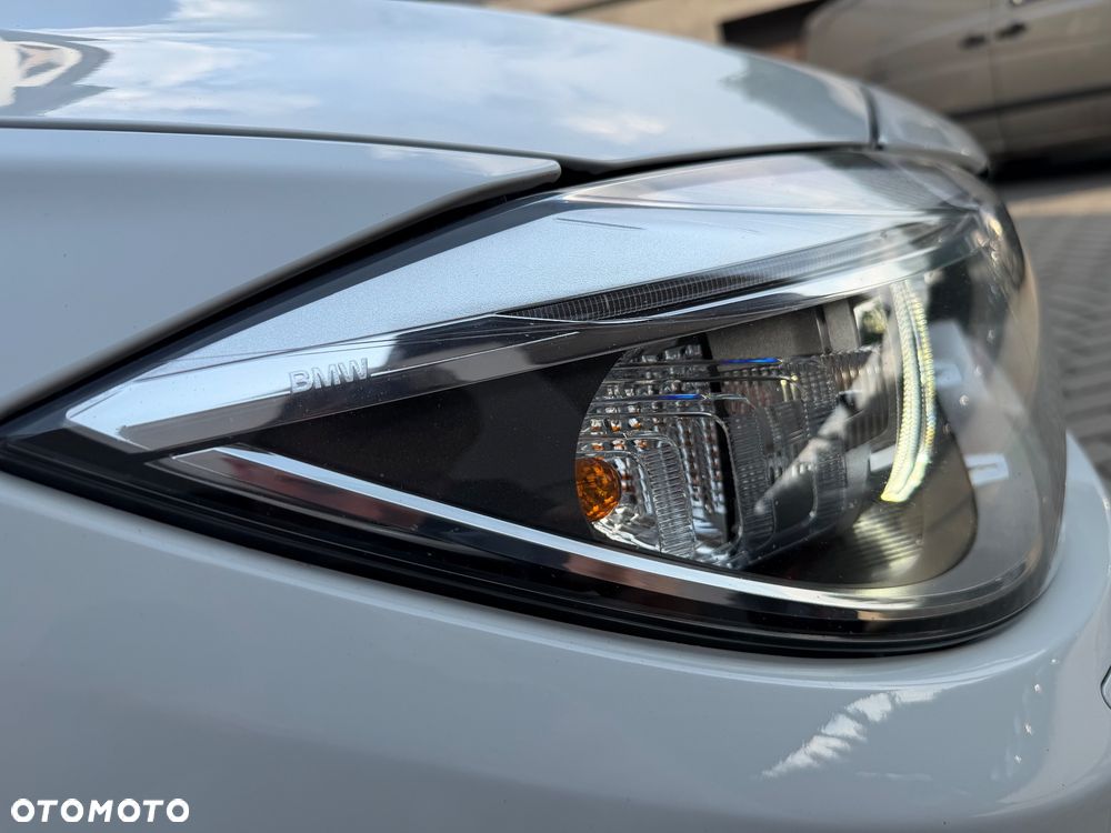 BMW 3GT 320d Sport-Aut Sport Line - 36
