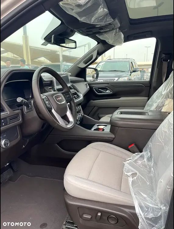 GMC Yukon - 5