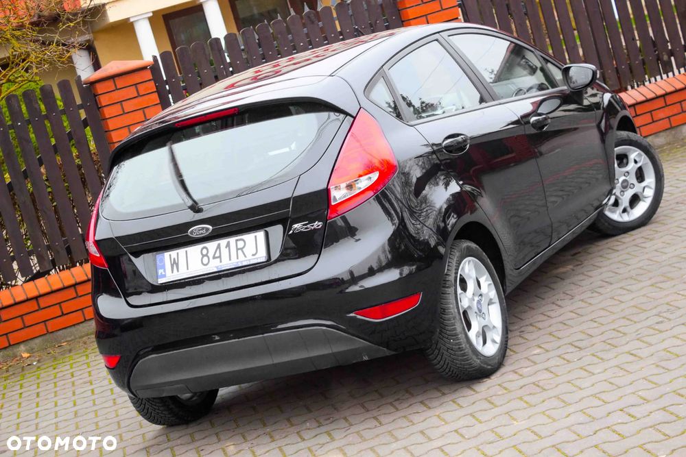 Ford Fiesta 1.4 Champions Edition - 10