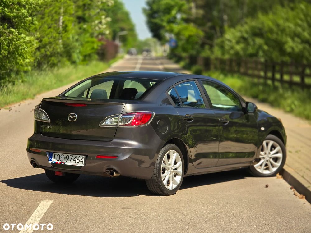 Mazda 3 - 5
