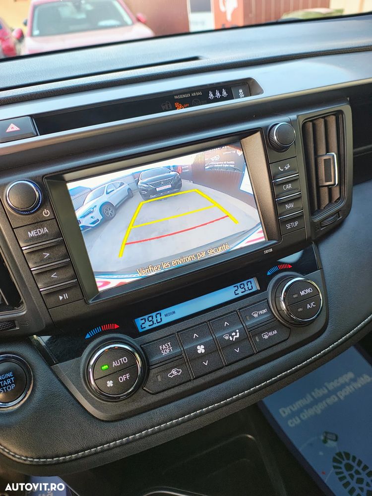 Toyota RAV4 2.0 D-4D 4x2 Start-Stop Executive - 21