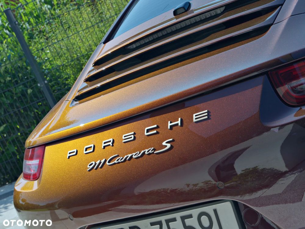 Porsche 911 Carrera S PDK - 19