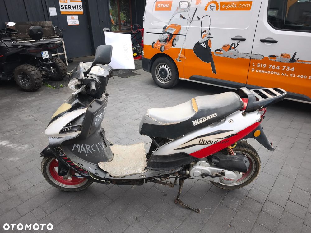 Moto Magnus Verso - 8