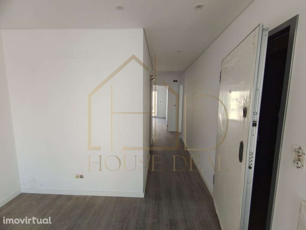 EXCELENTE Apartamento T2. Sta Marta do Pinhal. Corroios - Grande imagem: 5/35