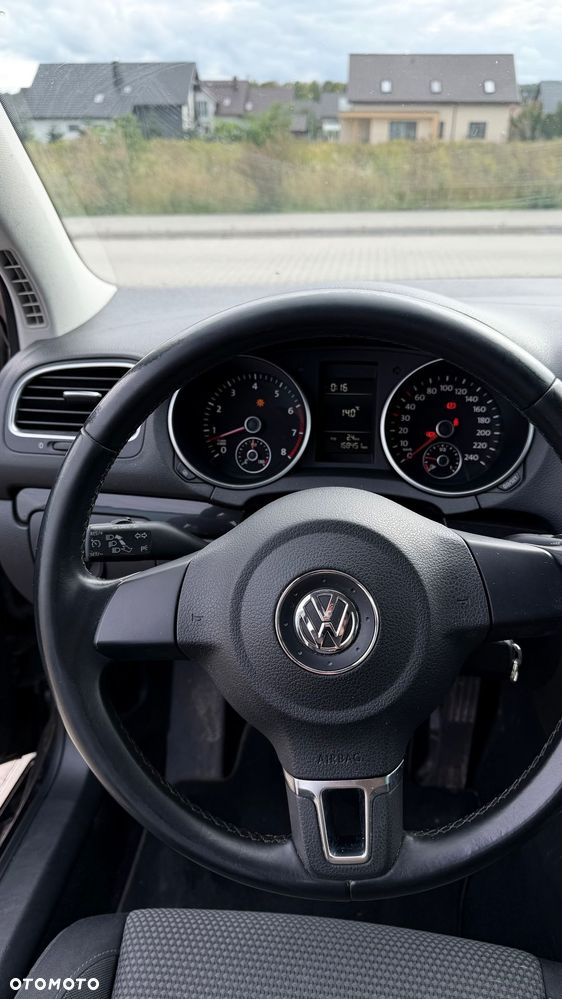 Volkswagen Golf 1.4 TSI Highline - 17