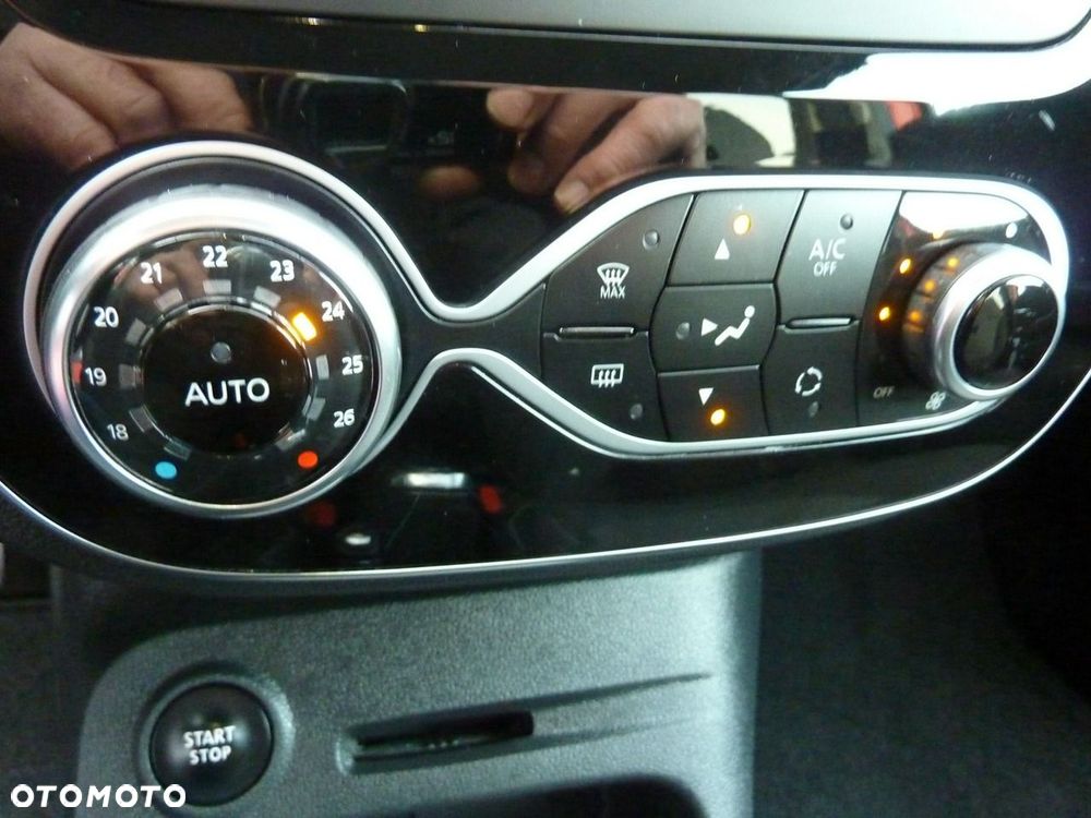 Renault Captur - 21