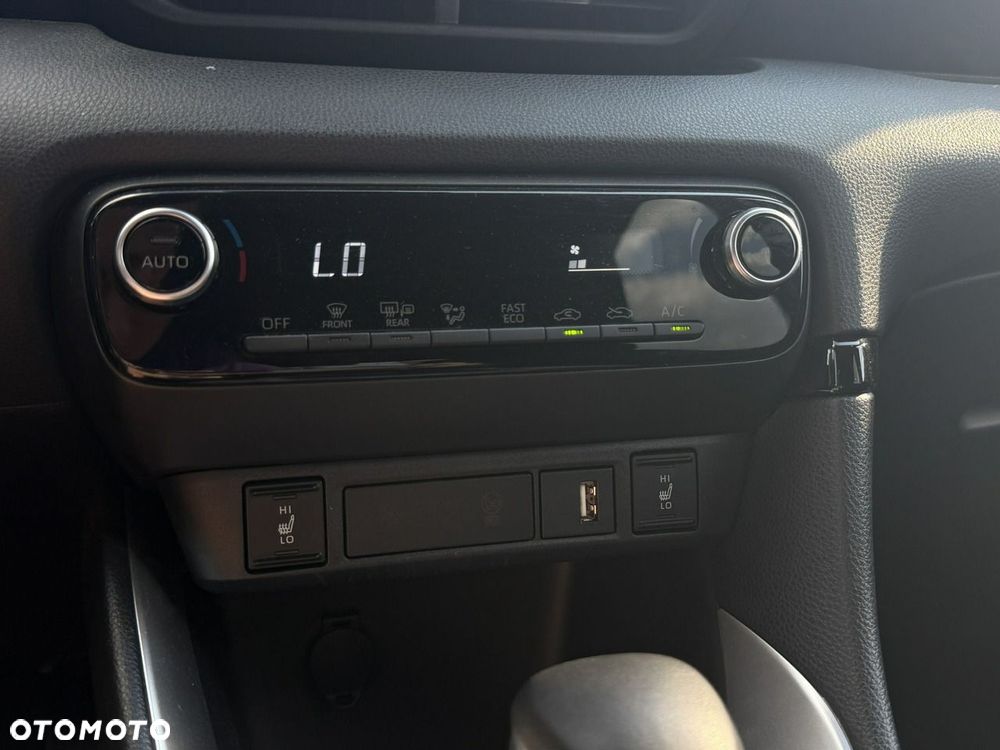 Toyota Yaris Hybrid 1.5 Comfort - 13