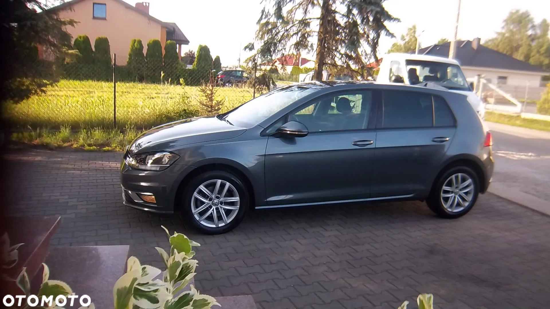 Volkswagen Golf VII 1.6 TDI BMT Comfortline - 16