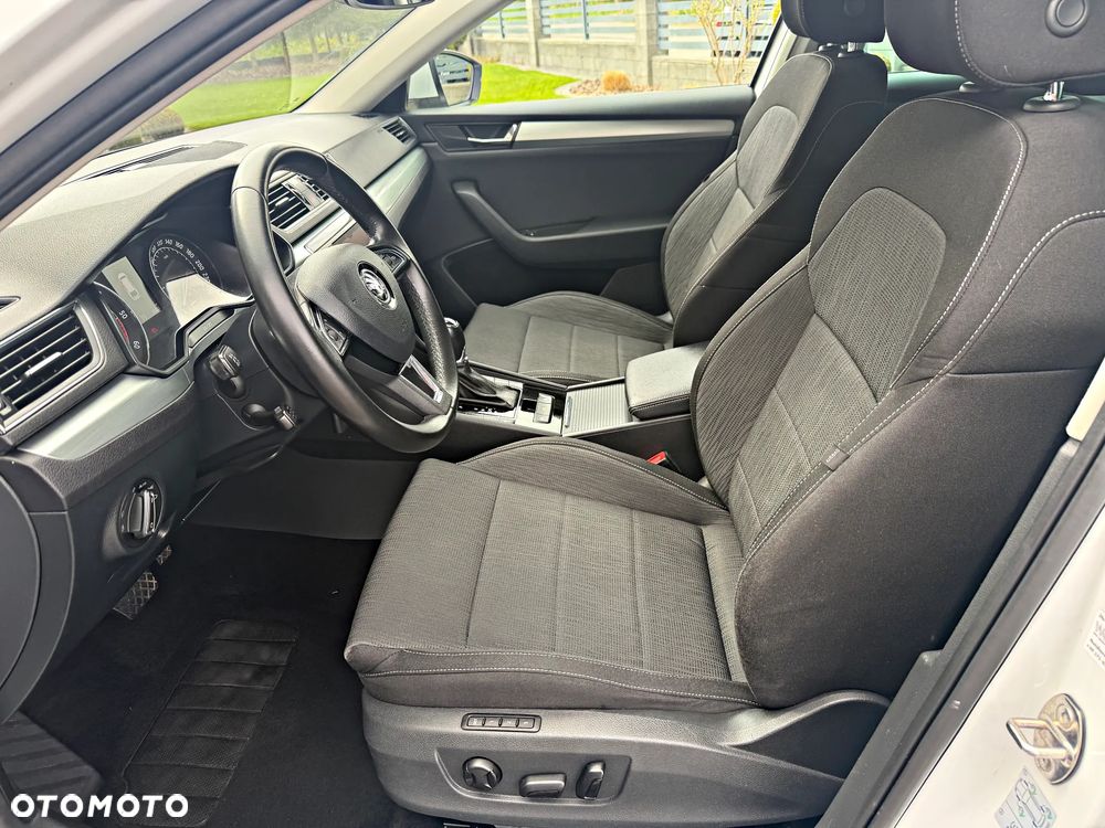 Skoda Superb 2.0 TDI DSG Style - 20