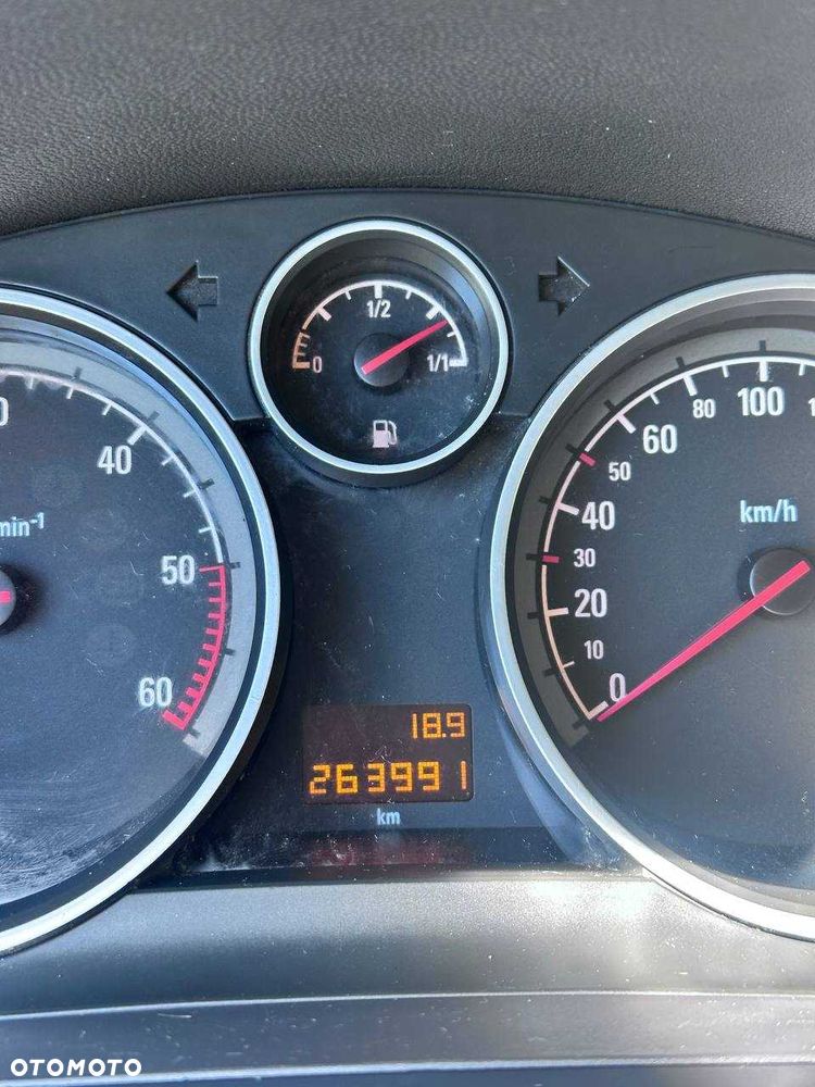 Opel Zafira - 8
