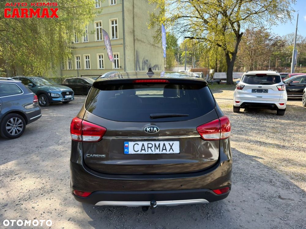 Kia Carens - 6