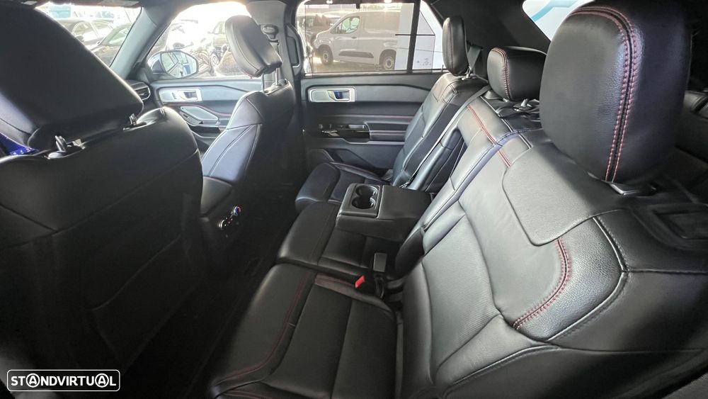 Ford Explorer 3.0 EcoBoost PHEV ST-Line - 18